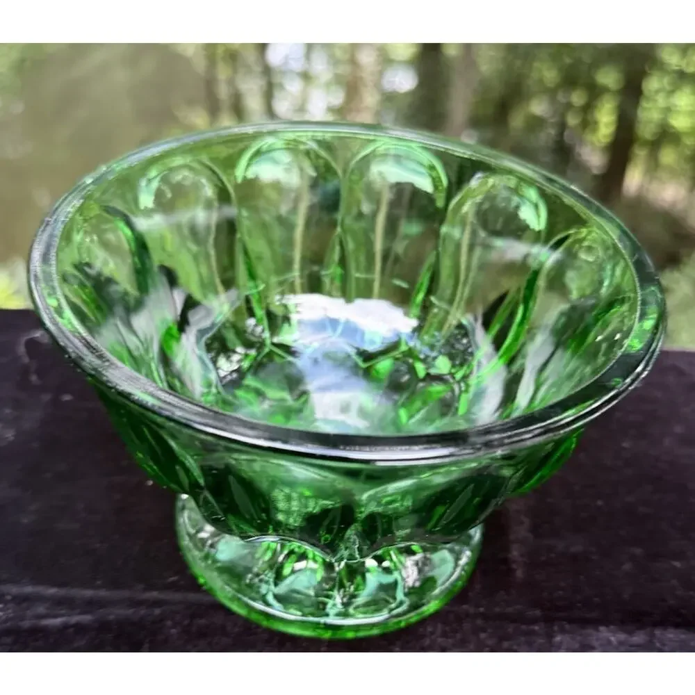 Vtg 1960s Anchor Hocking Emerald Green Glass Thumbprint Pedestal Candy Dish Bowl